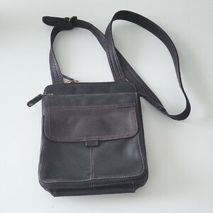 Vintage FOSSIL  Black Leather Crossbody Bag